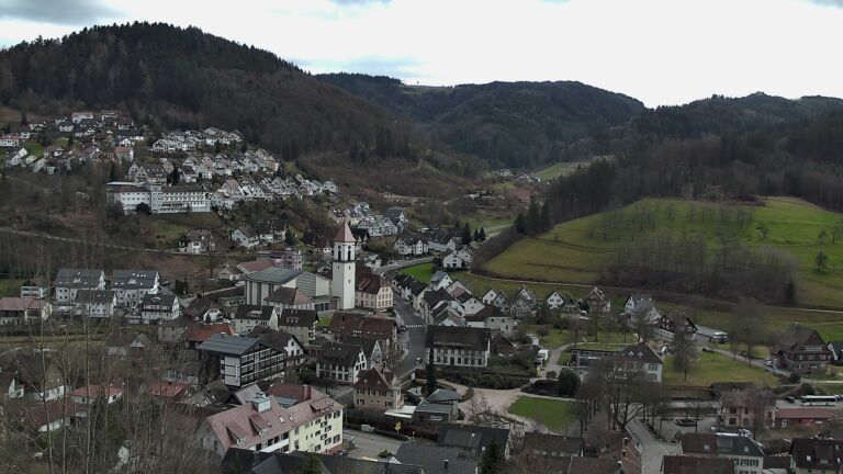 Dieses Bild zeigt eine Webcam-Aufnahme von Ottenhöfen, aufgenommen am Montag, den 23.02.2026 um 15:00 Uhr