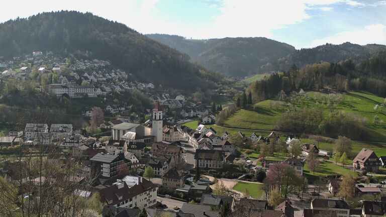 Dieses Bild zeigt eine Webcam-Aufnahme von Ottenhöfen, aufgenommen am Samstag, den 11.04.2026 um 10:10 Uhr