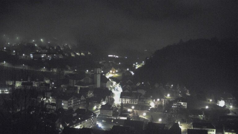 Dieses Bild zeigt eine Webcam-Aufnahme von Ottenhöfen, aufgenommen am Montag, den 13.04.2026 um 01:00 Uhr