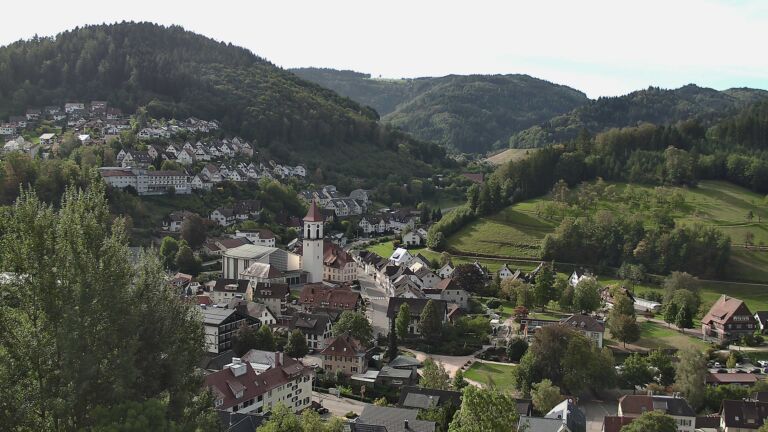 Dieses Bild zeigt eine Webcam-Aufnahme von Ottenhöfen, aufgenommen am Sonntag, den 20.09.2026 um 10:10 Uhr