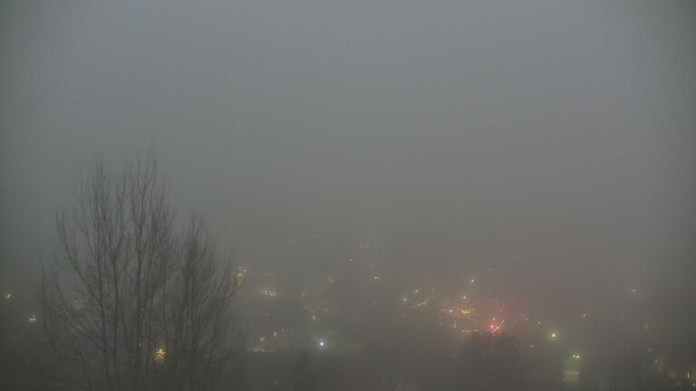 Dieses Bild zeigt eine Webcam-Aufnahme von Ottenhöfen, aufgenommen am Sonntag, den 14.12.2025 um 17:00 Uhr