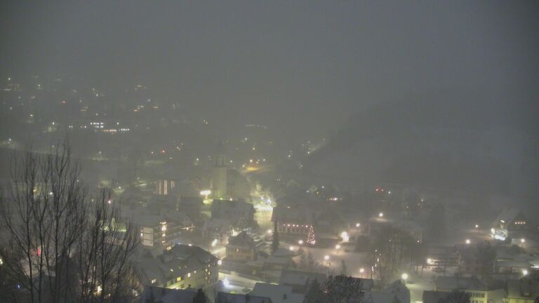 Dieses Bild zeigt eine Webcam-Aufnahme von Ottenhöfen, aufgenommen am Freitag, den 02.01.2026 um 17:20 Uhr