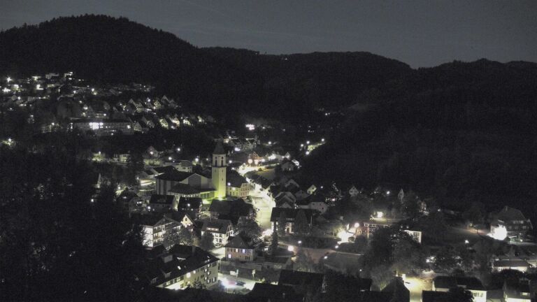 Dieses Bild zeigt eine Webcam-Aufnahme von Ottenhöfen, aufgenommen am Samstag, den 26.09.2026 um 20:20 Uhr