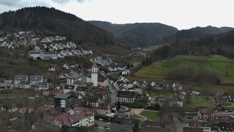 Dieses Bild zeigt eine Webcam-Aufnahme von Ottenhöfen, aufgenommen am Mittwoch, den 11.03.2026 um 12:00 Uhr