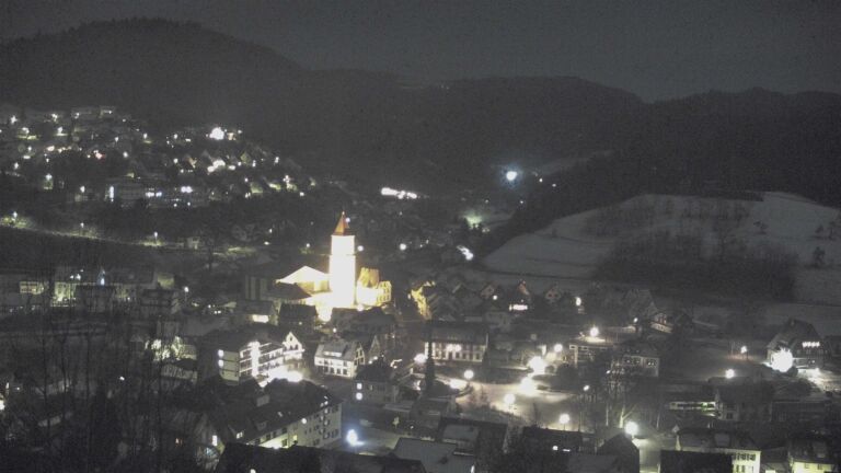 Dieses Bild zeigt eine Webcam-Aufnahme von Ottenhöfen, aufgenommen am Donnerstag, den 01.01.2026 um 01:00 Uhr