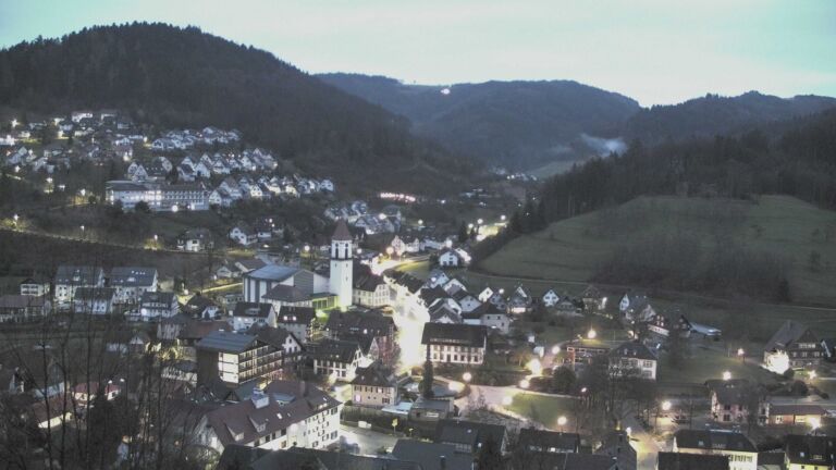 Dieses Bild zeigt eine Webcam-Aufnahme von Ottenhöfen, aufgenommen am Dienstag, den 17.03.2026 um 06:10 Uhr