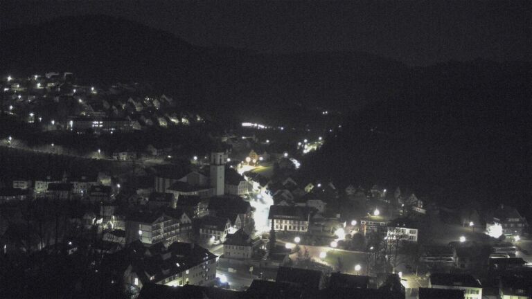 Dieses Bild zeigt eine Webcam-Aufnahme von Ottenhöfen, aufgenommen am Samstag, den 04.04.2026 um 04:30 Uhr