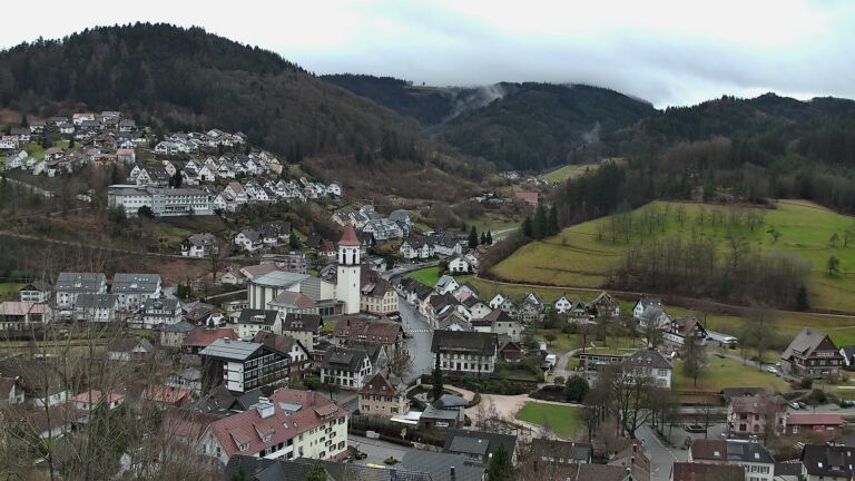 Dieses Bild zeigt eine Webcam-Aufnahme von Ottenhöfen, aufgenommen am Montag, den 23.02.2026 um 10:30 Uhr