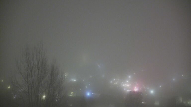 Dieses Bild zeigt eine Webcam-Aufnahme von Ottenhöfen, aufgenommen am Sonntag, den 14.12.2025 um 19:30 Uhr