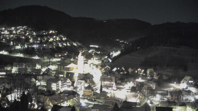 Dieses Bild zeigt eine Webcam-Aufnahme von Ottenhöfen, aufgenommen am Montag, den 05.01.2026 um 20:30 Uhr