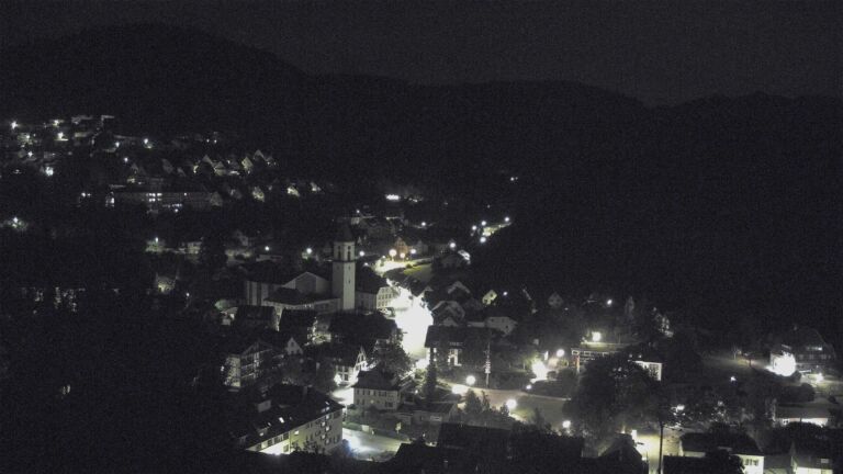 Dieses Bild zeigt eine Webcam-Aufnahme von Ottenhöfen, aufgenommen am Freitag, den 26.06.2026 um 02:00 Uhr