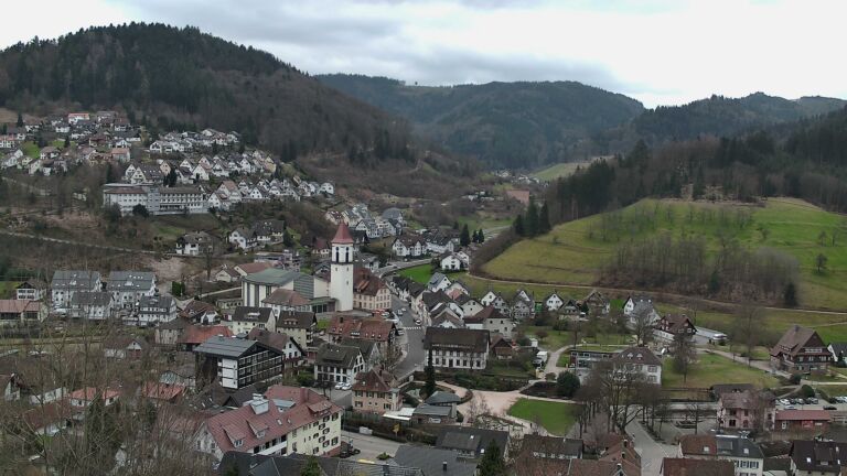 Dieses Bild zeigt eine Webcam-Aufnahme von Ottenhöfen, aufgenommen am Samstag, den 28.02.2026 um 12:00 Uhr