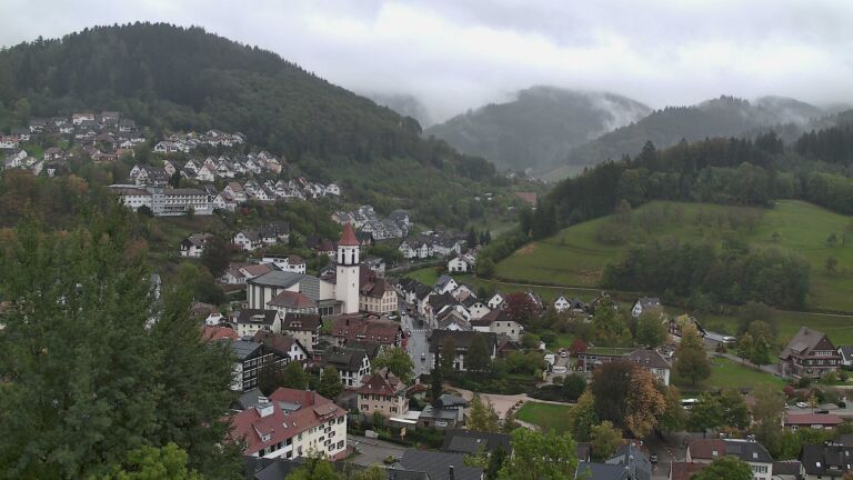Dieses Bild zeigt eine Webcam-Aufnahme von Ottenhöfen, aufgenommen am Mittwoch, den 21.10.2026 um 12:10 Uhr