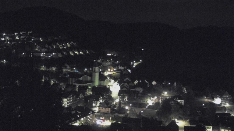 Dieses Bild zeigt eine Webcam-Aufnahme von Ottenhöfen, aufgenommen am Freitag, den 18.09.2026 um 05:00 Uhr