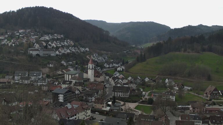 Dieses Bild zeigt eine Webcam-Aufnahme von Ottenhöfen, aufgenommen am Mittwoch, den 25.03.2026 um 08:10 Uhr