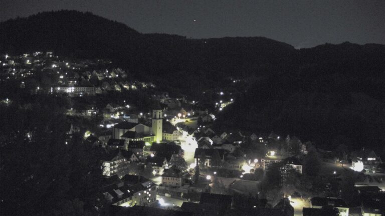 Dieses Bild zeigt eine Webcam-Aufnahme von Ottenhöfen, aufgenommen am Donnerstag, den 22.10.2026 um 22:30 Uhr