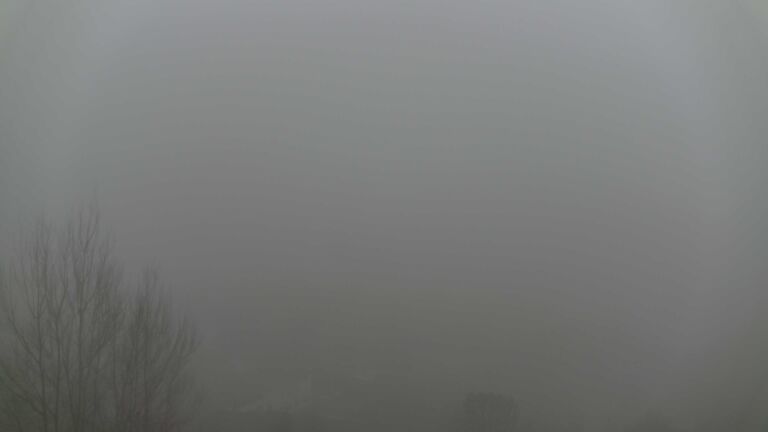 Dieses Bild zeigt eine Webcam-Aufnahme von Ottenhöfen, aufgenommen am Montag, den 22.12.2025 um 16:10 Uhr