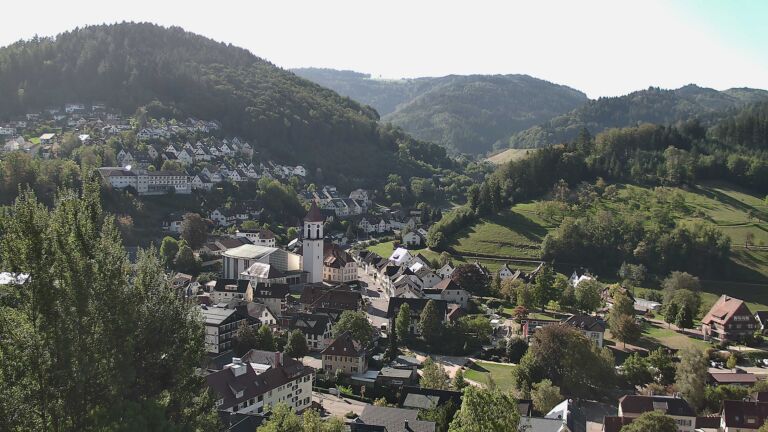 Dieses Bild zeigt eine Webcam-Aufnahme von Ottenhöfen, aufgenommen am Dienstag, den 22.09.2026 um 10:30 Uhr