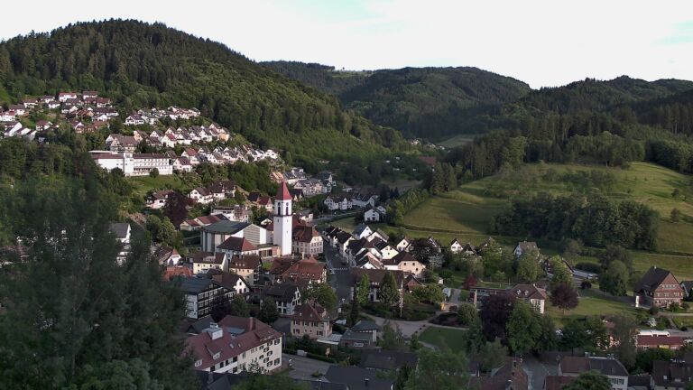 Dieses Bild zeigt eine Webcam-Aufnahme von Ottenhöfen, aufgenommen am Mittwoch, den 03.06.2026 um 20:10 Uhr