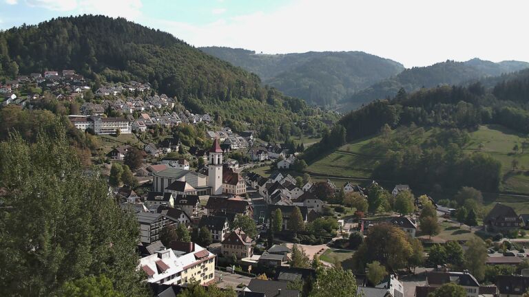 Dieses Bild zeigt eine Webcam-Aufnahme von Ottenhöfen, aufgenommen am Mittwoch, den 30.09.2026 um 15:10 Uhr
