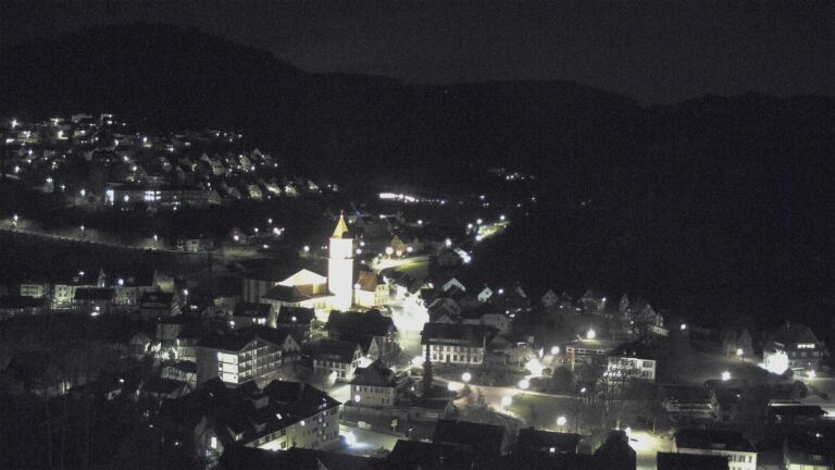 Dieses Bild zeigt eine Webcam-Aufnahme von Ottenhöfen, aufgenommen am Montag, den 06.04.2026 um 22:30 Uhr