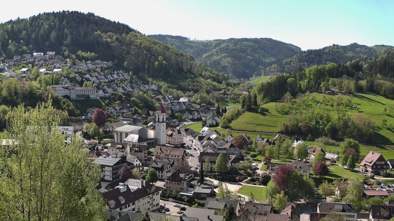 Dieses Bild zeigt eine Webcam-Aufnahme von Ottenhöfen, aufgenommen am Samstag, den 25.04.2026 um 10:40 Uhr