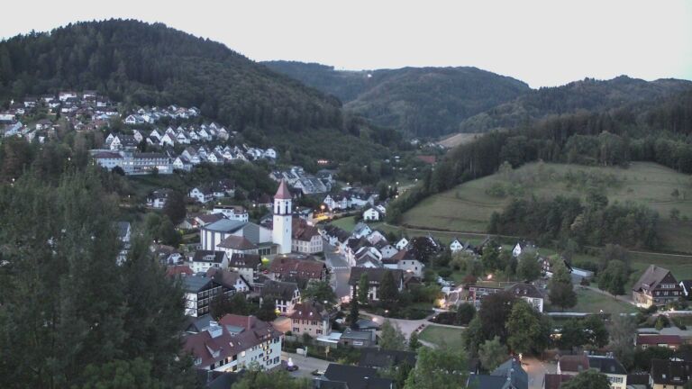 Dieses Bild zeigt eine Webcam-Aufnahme von Ottenhöfen, aufgenommen am Donnerstag, den 10.09.2026 um 06:30 Uhr