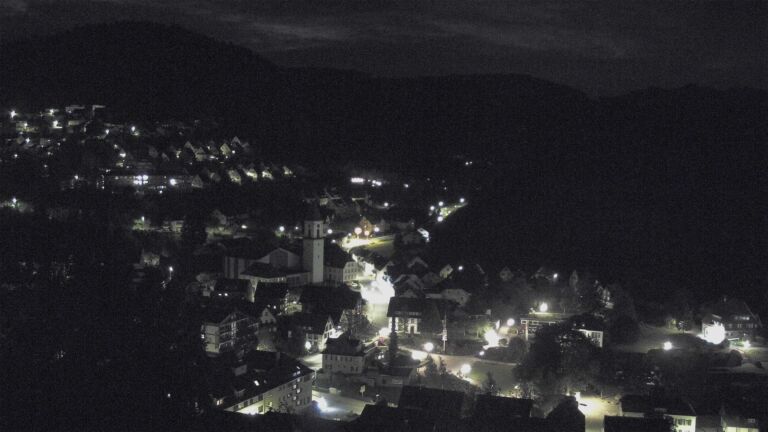 Dieses Bild zeigt eine Webcam-Aufnahme von Ottenhöfen, aufgenommen am Dienstag, den 05.05.2026 um 01:00 Uhr