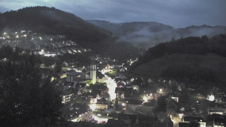 Dieses Bild zeigt eine Webcam-Aufnahme von Ottenhöfen, aufgenommen am Mittwoch, den 14.10.2026 um 07:00 Uhr