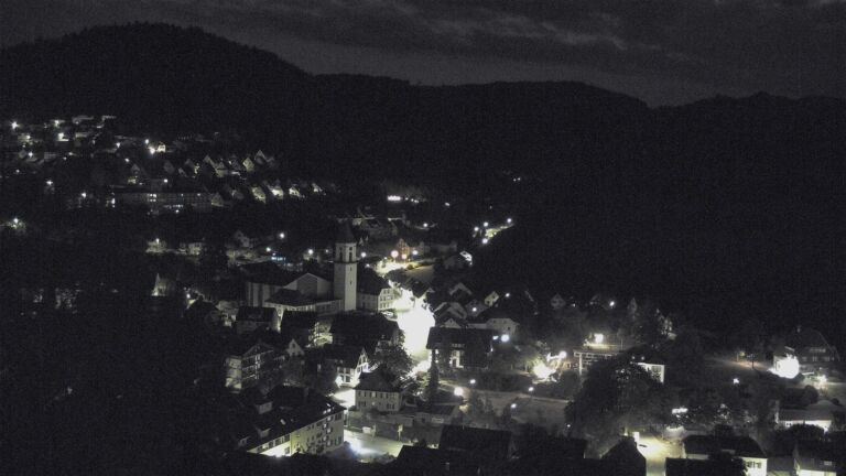 Dieses Bild zeigt eine Webcam-Aufnahme von Ottenhöfen, aufgenommen am Dienstag, den 25.08.2026 um 00:30 Uhr